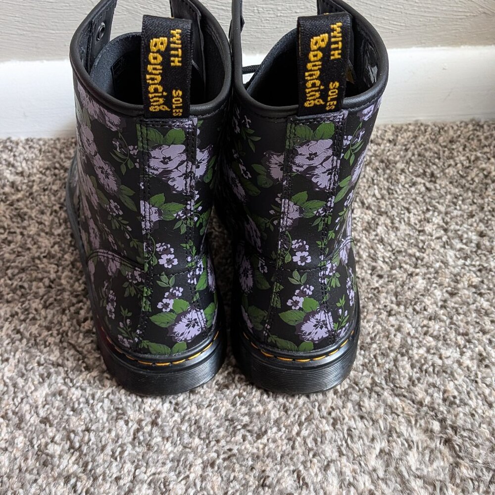 Floral Dr. Martens Zavala Hydro - Picture 3 of 11